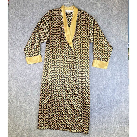 Victoria's Secret Other - Victoria’s Secret Satin Pajama 3 Piece Set Top Pants Robe Small *No Belt*